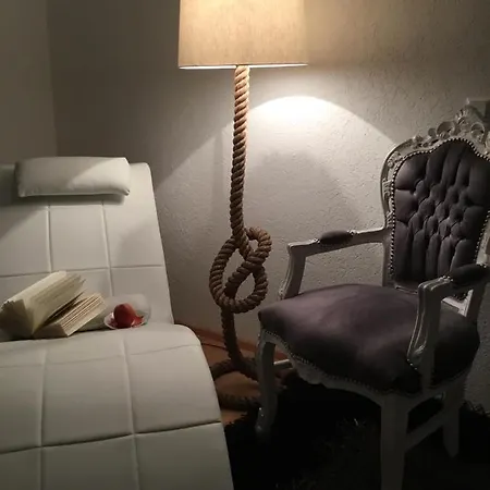 Hotell Zum Berggarten 3*