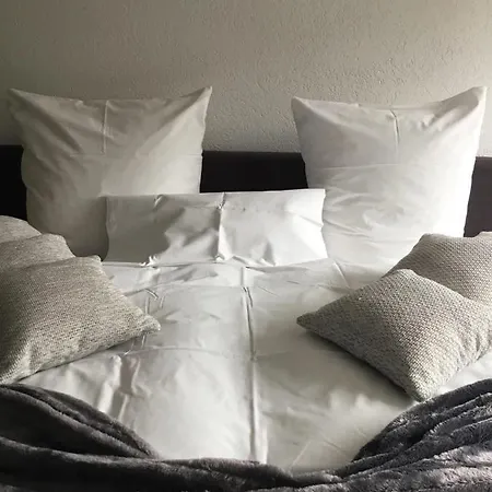 Zum Berggarten Hotel 3*