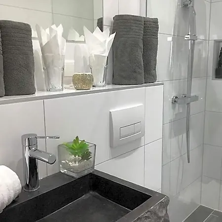 Zum Berggarten Hotel 3*