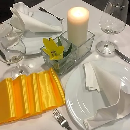 Zum Berggarten 3*
