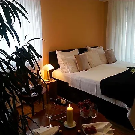 Hotel Zum Berggarten 3*